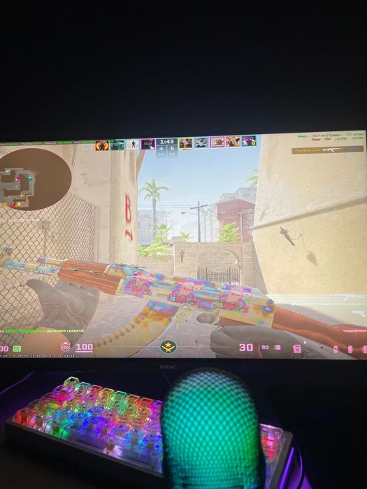 Компьютерный комплект 4-в-1: ПК, монитор, клавиатура, мышь