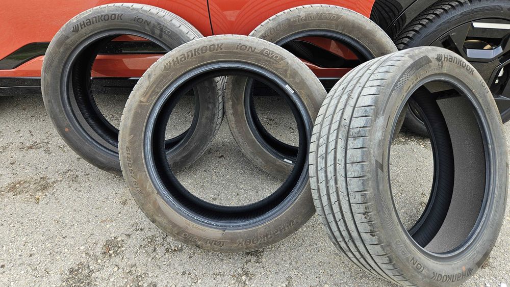 215/50/19 97H DOT3724 на 6 хил.км летни гуми hankook ion  от ел. кола