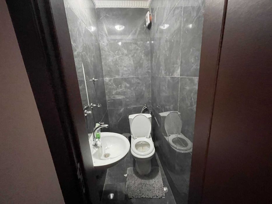 Дава се под наем Двустаен апартамент в Бургас, Славейков - 120 кв.м за 867 € - Снимка #6