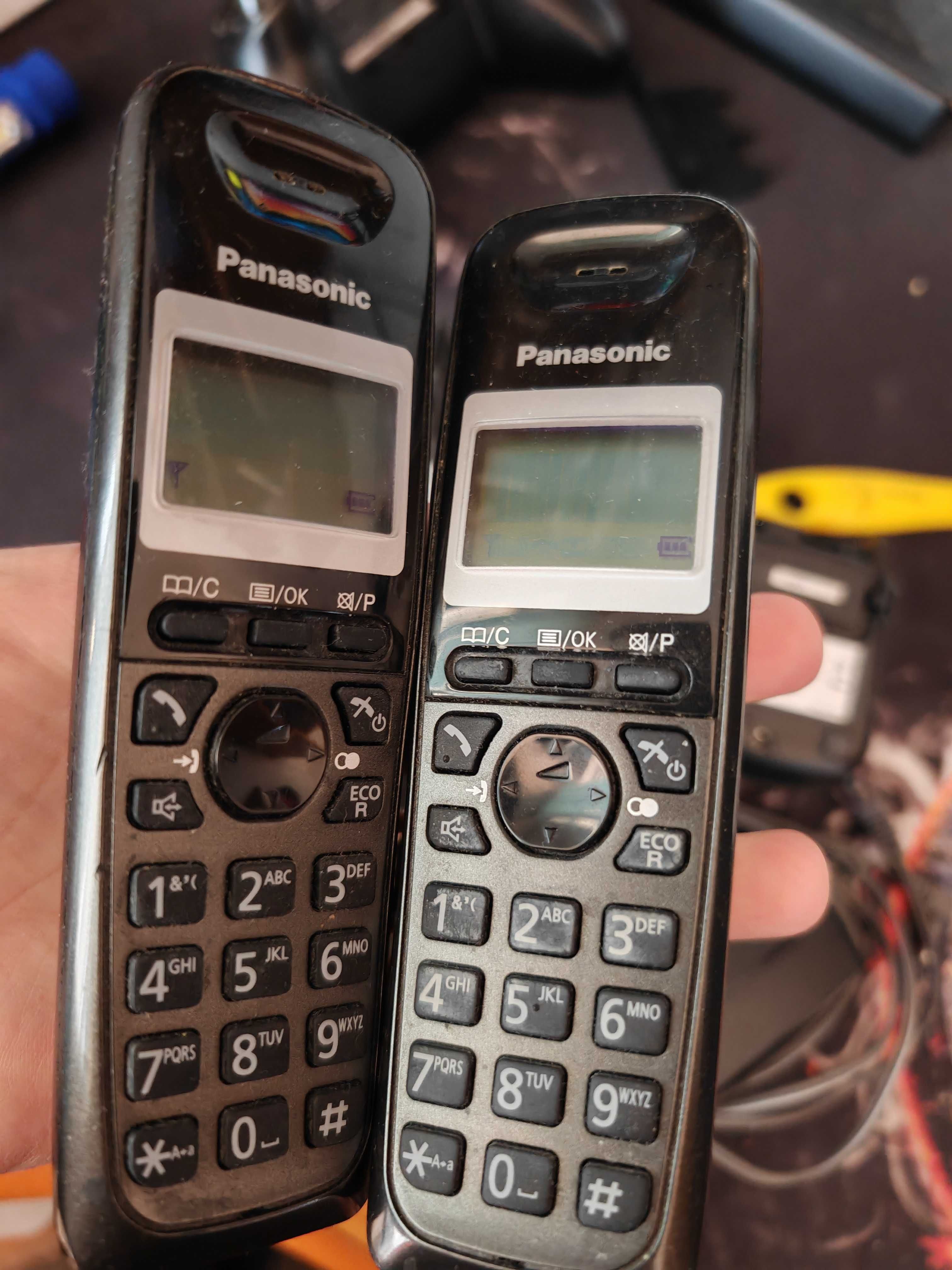 Set Telefon fara fir Panasonic KX-TG2511FX DECT