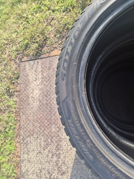 Anvelope iarna Pireli R17