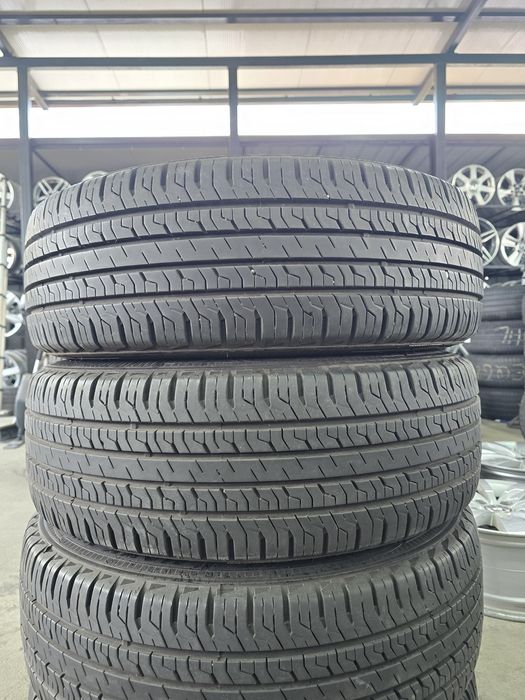4 Броя 215/60/17 Achilles 2x7,8mm 2x7,4mm