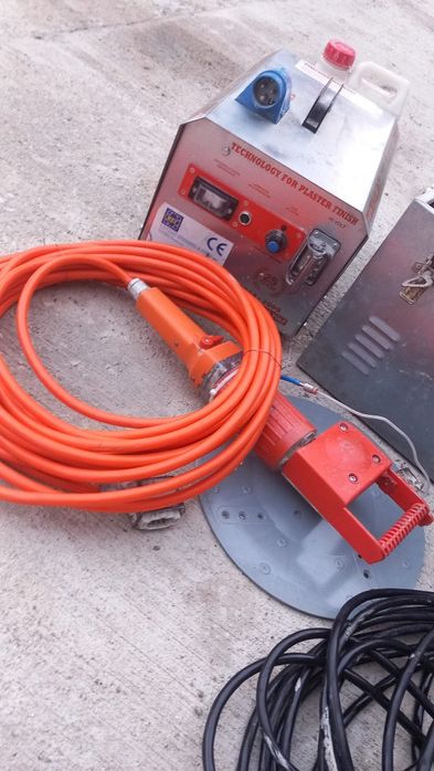 Vând mașină de fragasat tingiu