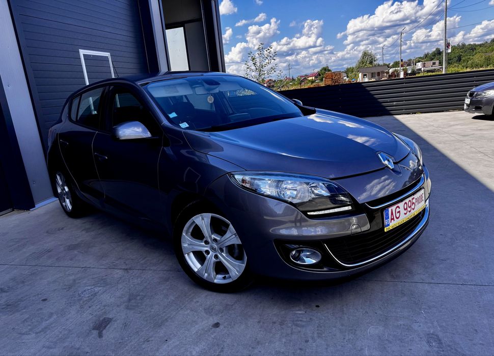RENAULT MEGANE 2012 Motor 1.5 DCi 110 CP Automat Navi Clima Jante PDC
