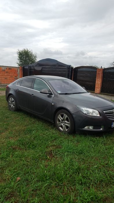 Vand Opel insignia 2013