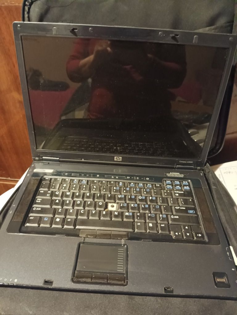 Ноутбук банковской hp