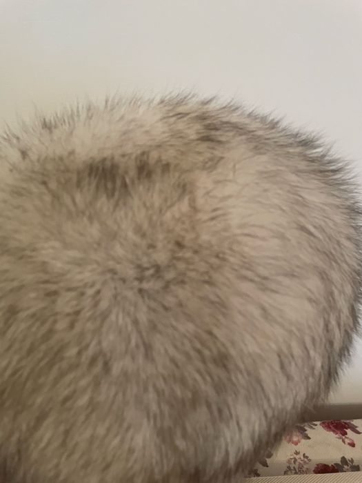 Caciula din blana de vulpe noua