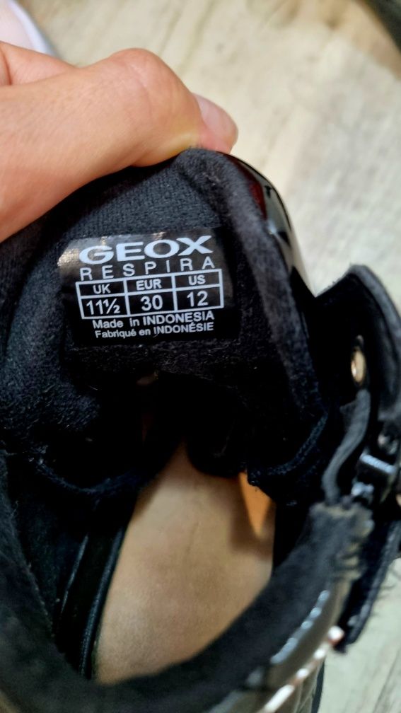 Кецове Geox и апрески Tommy Hilfiger