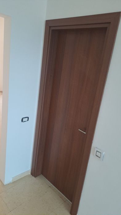 Se vinde 7 uși interior