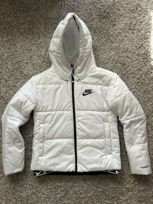 Nike Яке Sportswear Therma-FIT Repel Classic Series