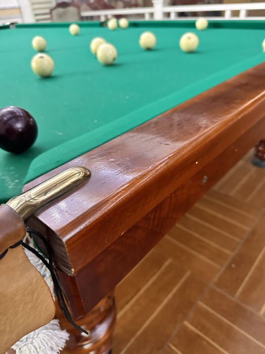Продаю бильярдный стол из ореха, основа мрамор