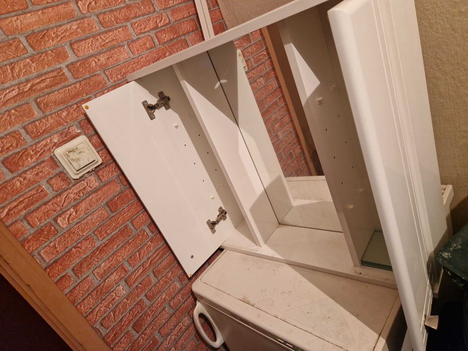 Шкафче за баня/тоалетна от MDF