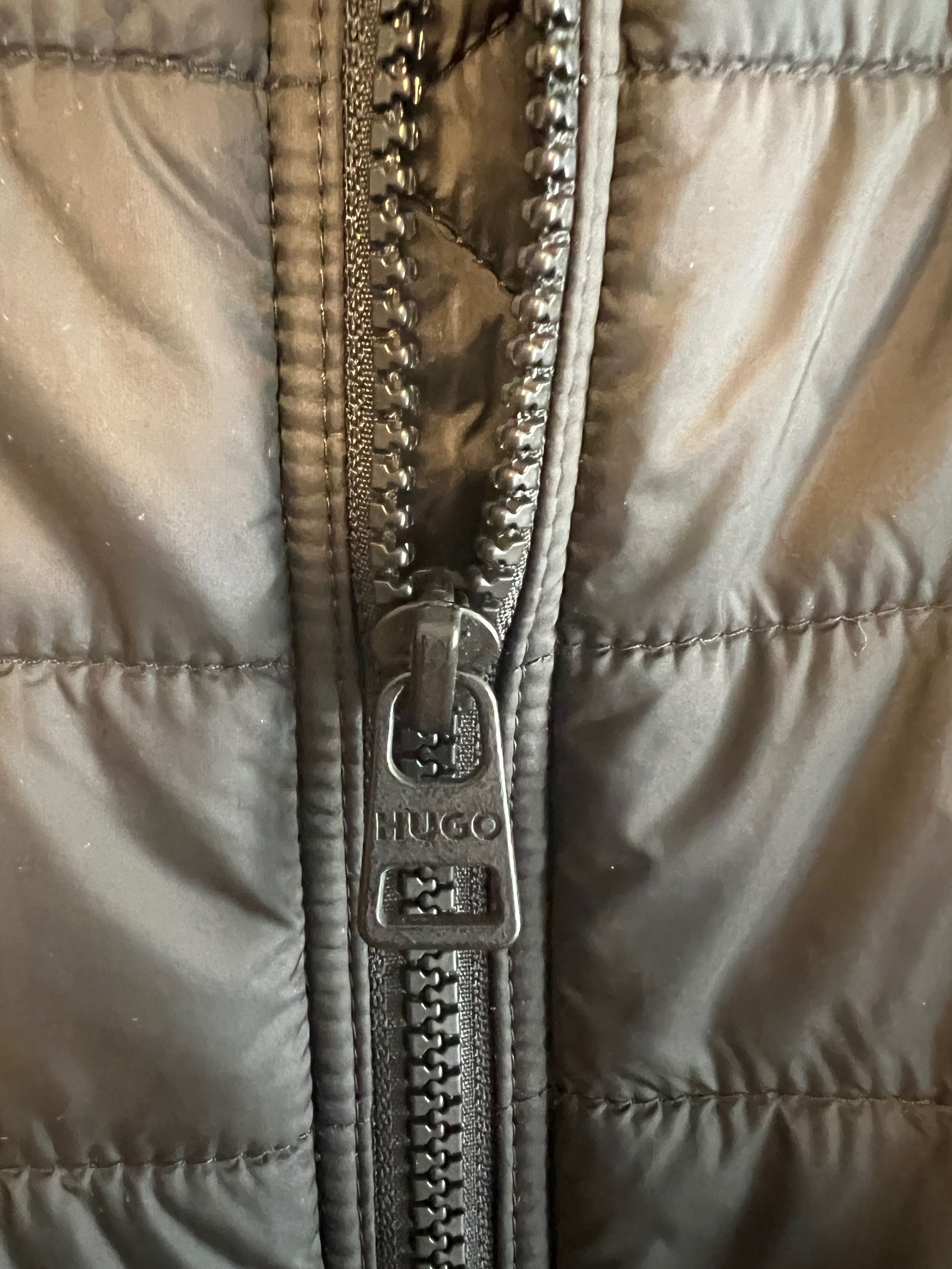 мъжки елек HUGO BOSS