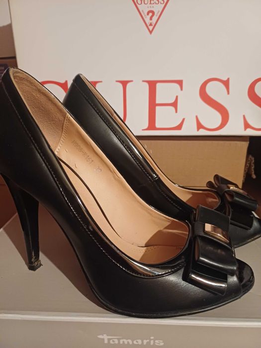 Продавам дамски обувки