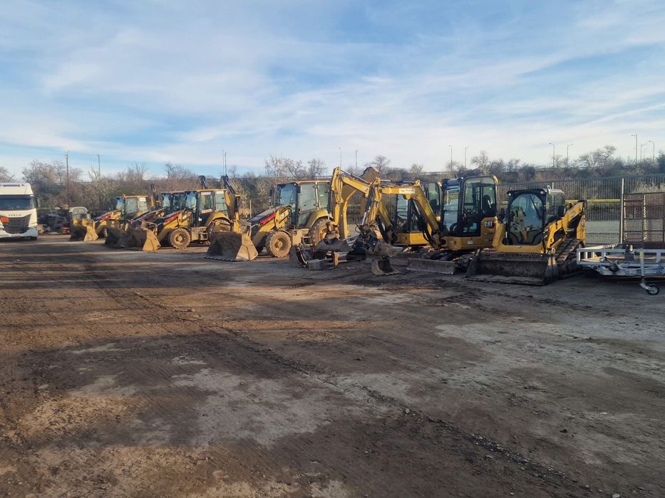 Utilaje Mari de inchiriat Buldoescavator