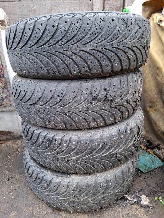 Продам зиавтошины.