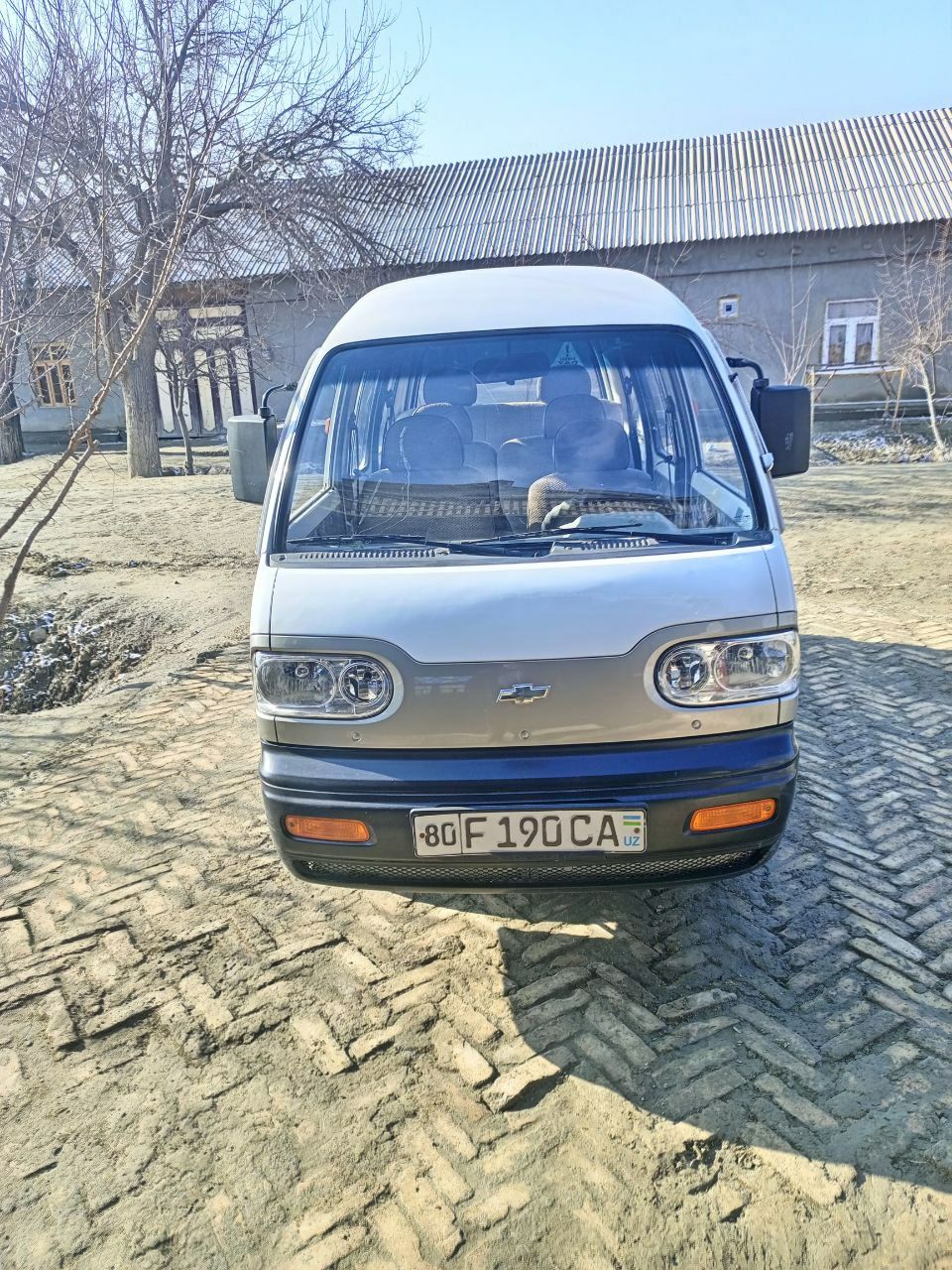 Chevrolet damas  2011