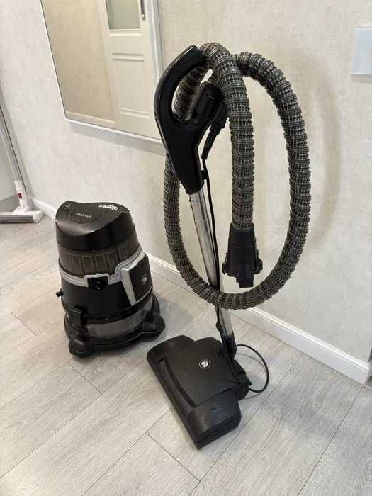 СРОЧНО ТОРГ Пылесос Roboclean (Робоклин)