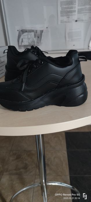 Pantofi casul  sport