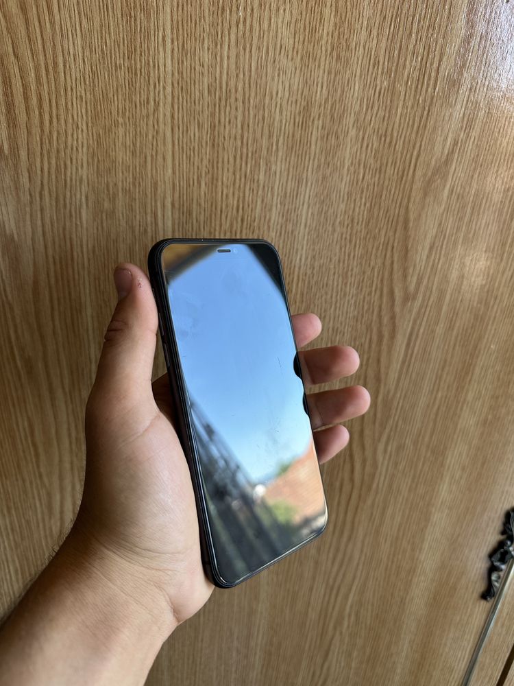 Iphone 11 impecabil pentru piese