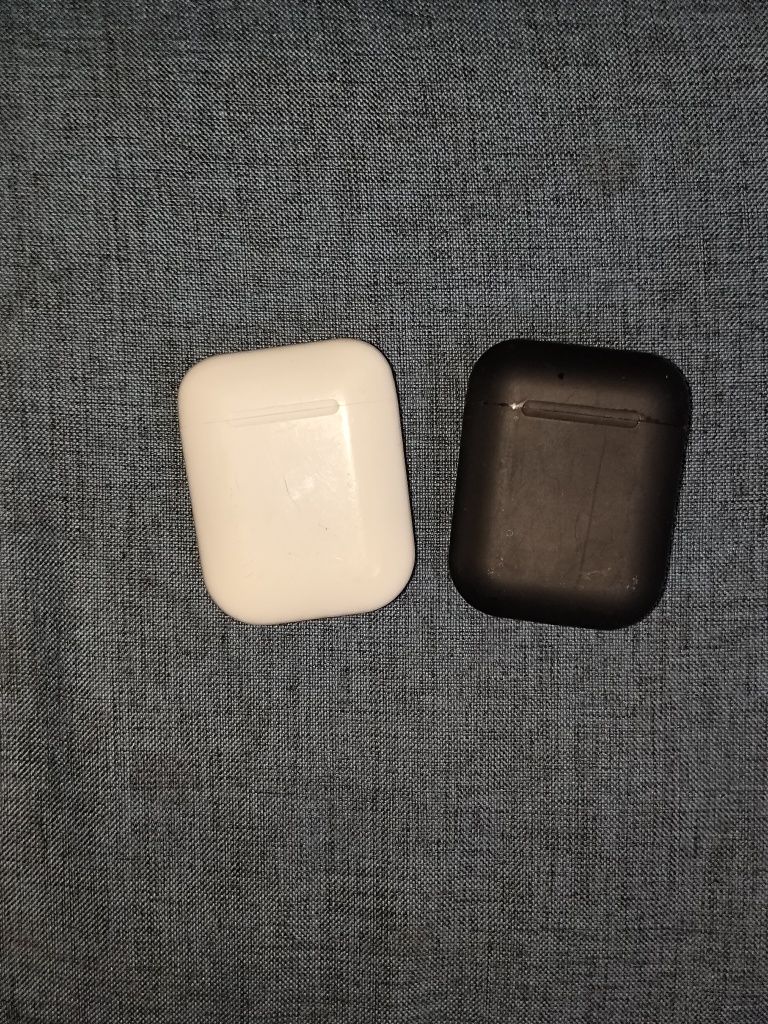 2 наушника Airdots