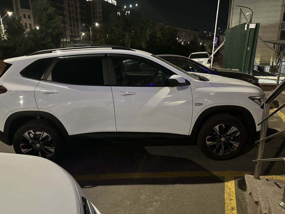 Chevrolet Tracker - 2