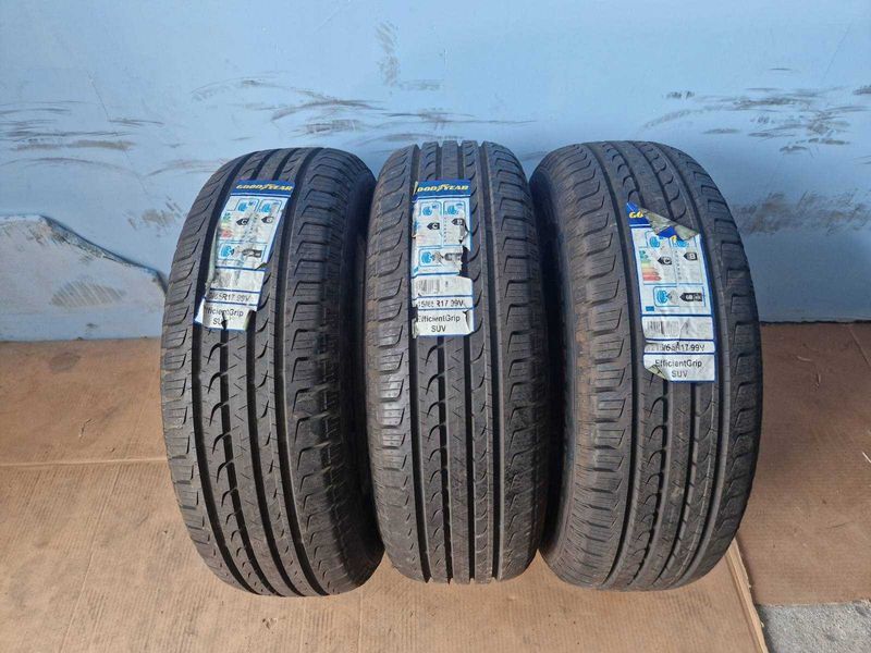 3 Goodyear R17 215/65/ 
нови летни гуми 
DOT1918