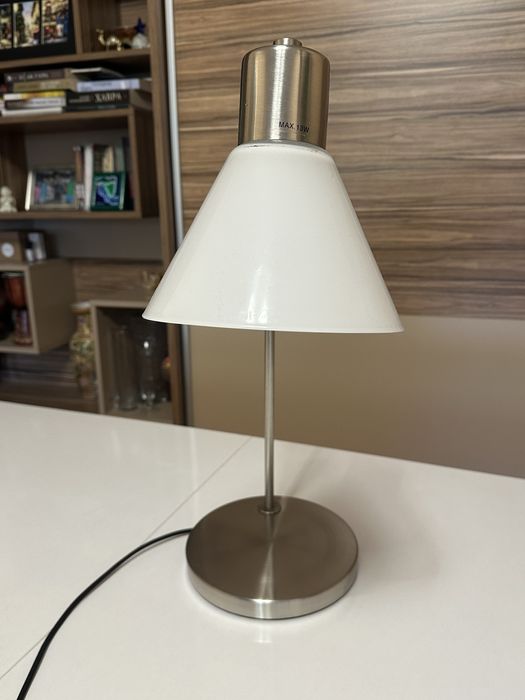 Настолна Лампа Flugbo