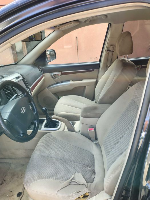 Vând sau dezmembrez hyundai santa fe