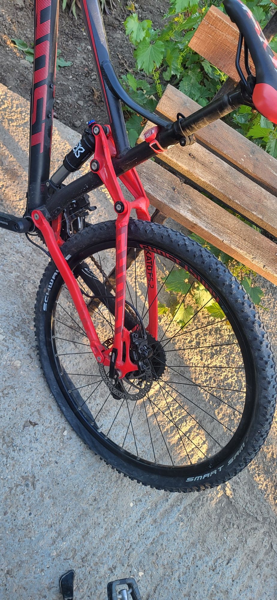 Bicicleta full suspension Ghost kato fs 2