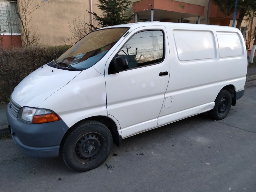 Utilitara Toyota hiace oferta