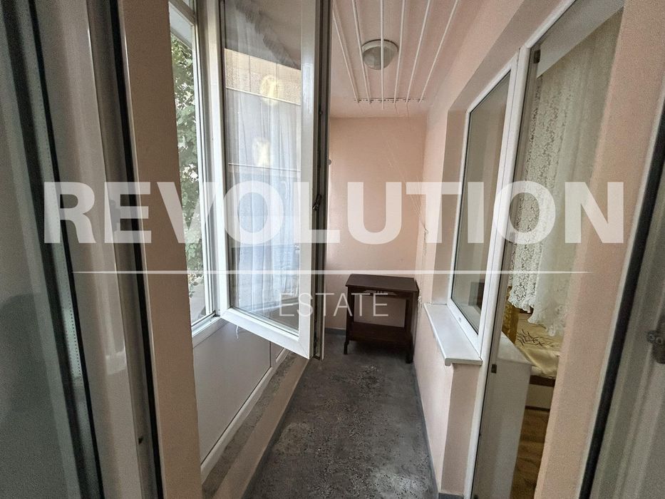 Дава се под наем Двустаен апартамент в Варна, Център - 55 кв.м за 500 € - Снимка #6