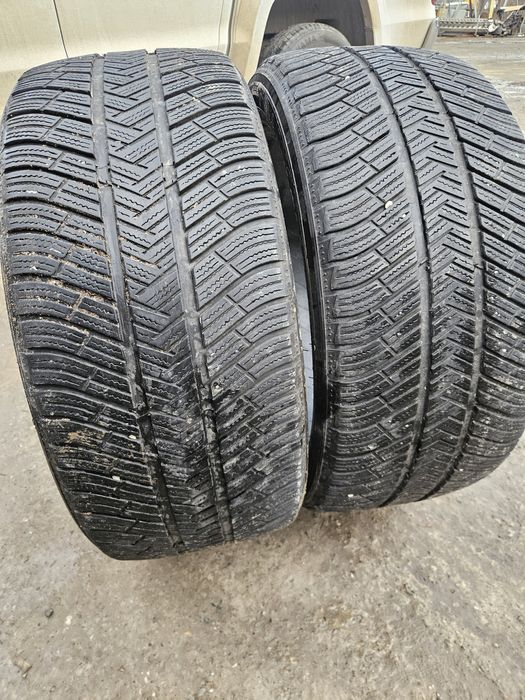 Vând 2 anvelope iarna 265/45/20 265/45r20 MICHELIN