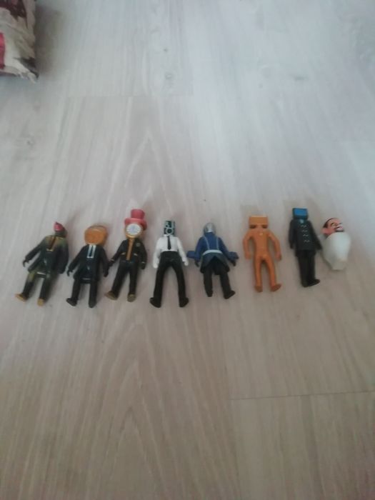 Игрушки незнаю каие