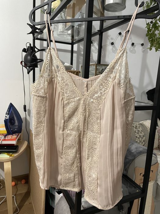 Maieu cu dantela roz pal H&M Xs/S