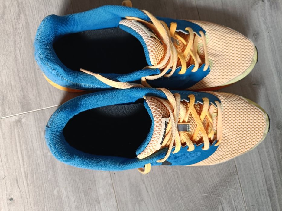 Adidași Nike mărimea 45