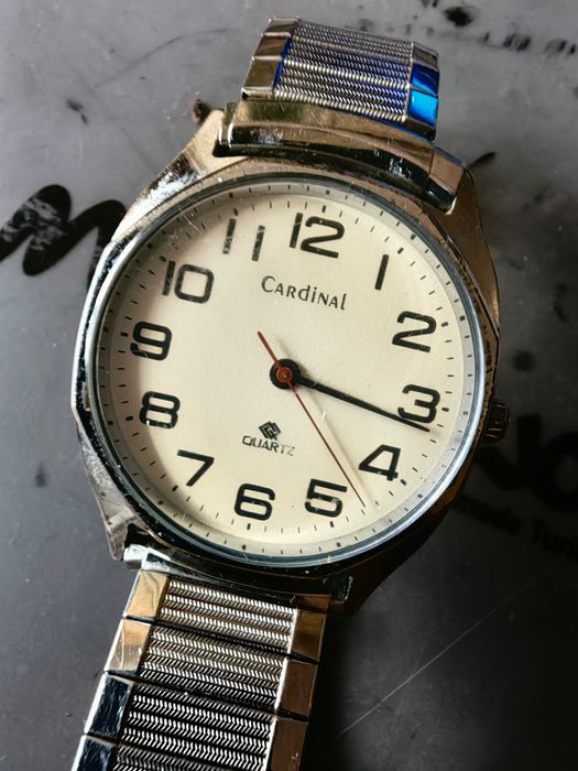 Часы СССР Полет кварцевые кардинал на ходу.