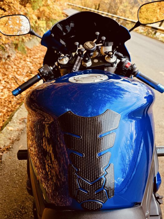 Motocicleta Yamaha R1 RN09 2003