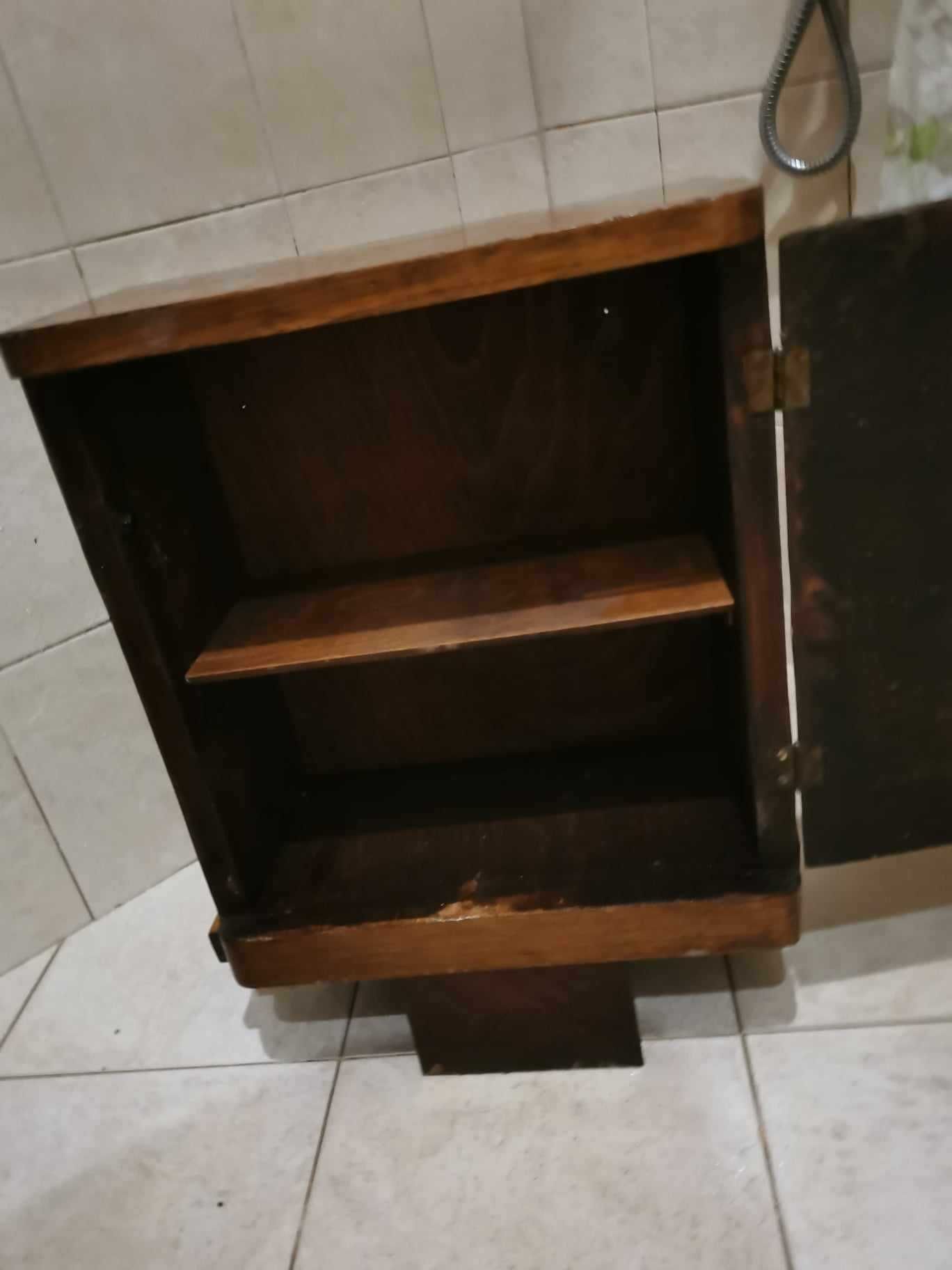 ретро старинен шкаф малък