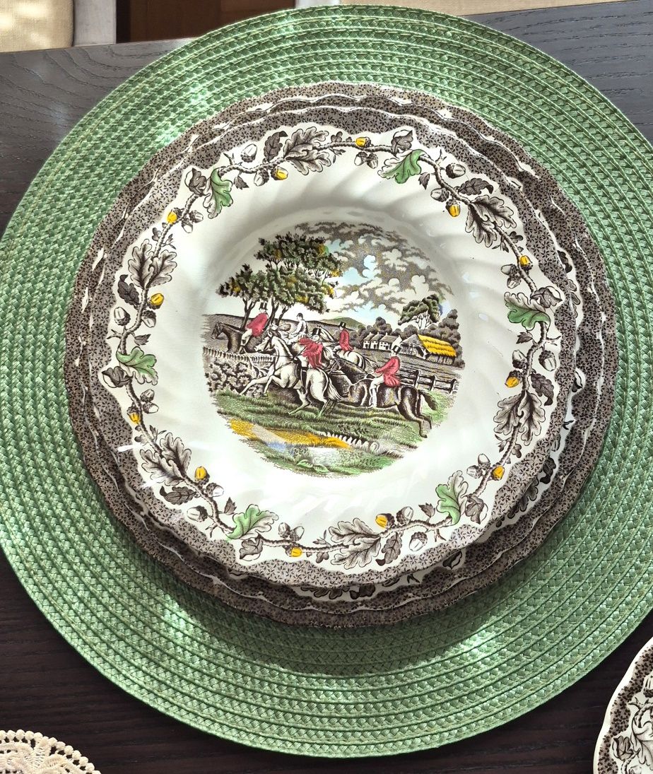 Английски сервиз за хранене