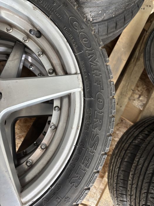 Диски R17 с шинами комплект Vossen