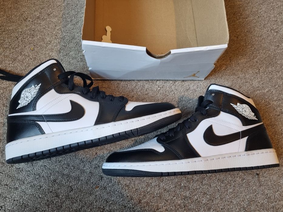 Adidasi Nike Jordan Mid 1 Panda marimea 44 noi