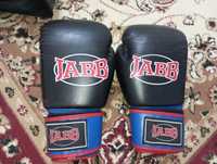 Боксёрские перчатки JABB (10 унц)