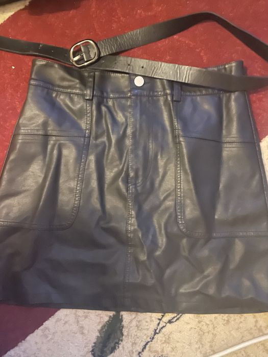 Продам женские одежды