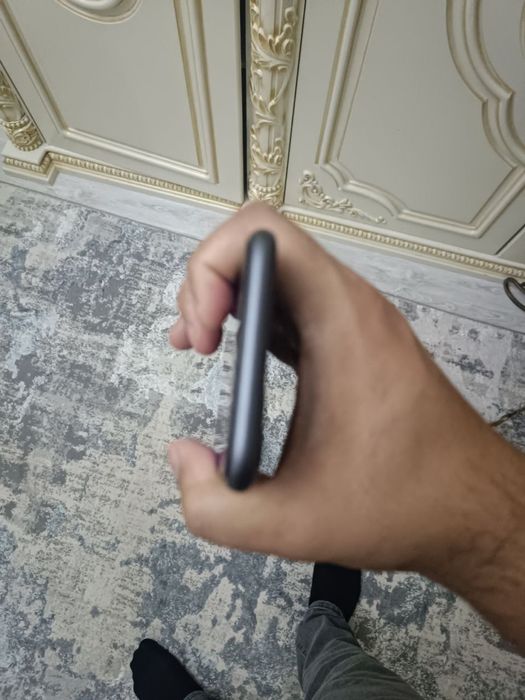 Sotiladi Iphone 11 128 gb black