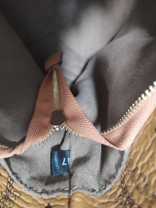 Geanta MCM maro logo