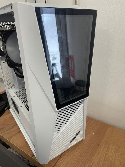 Unitate PC Gaming Myria, intel i5,SSD 1TB, Radeon RX600XT 8gb -A-
