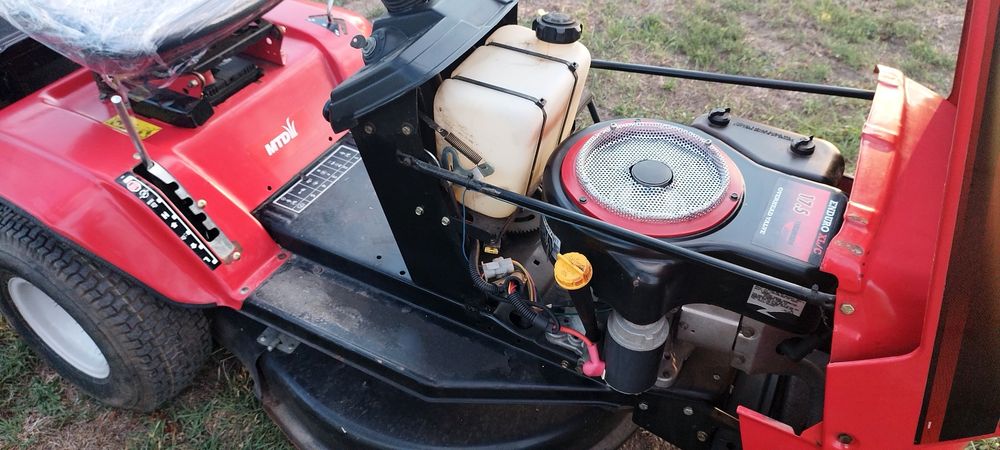 tractoras tuns iarba cu cos mtd 17hp