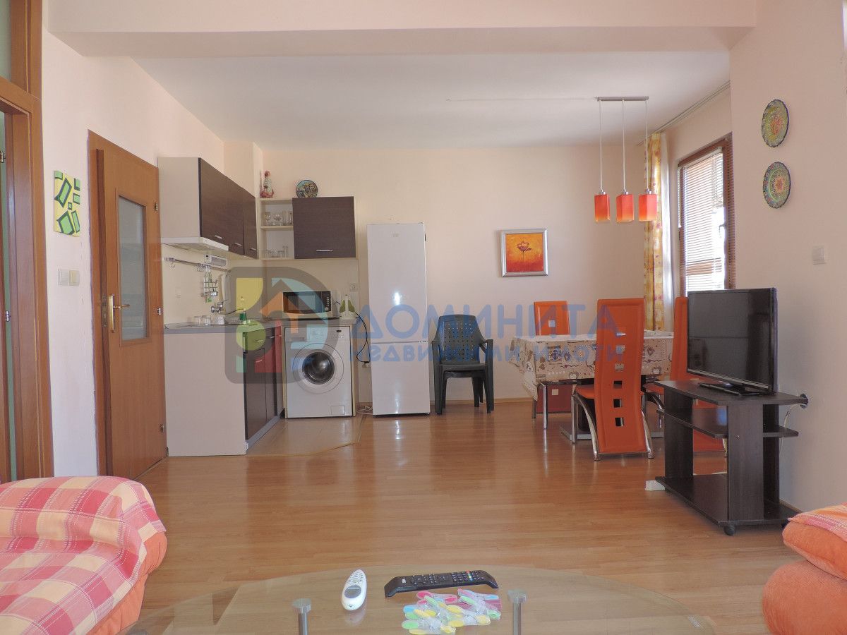 Продава се Тристаен апартамент в Приморско - 100 кв.м за 880 €/кв.м - Снимка #1