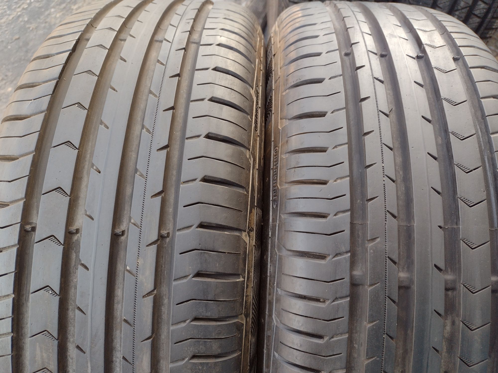 Почти нови 2бр.225/60/17 Continental CPC2 suv dot3016